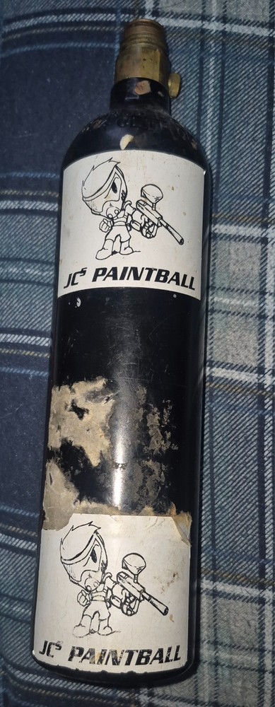 12 Oz. CO2 Paintball Canisters
