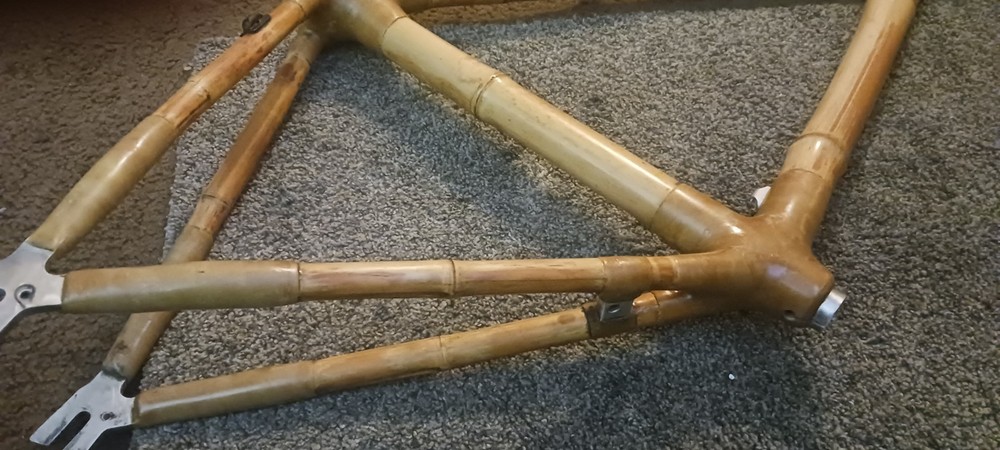 bamboo bicycle frame FIXIE style