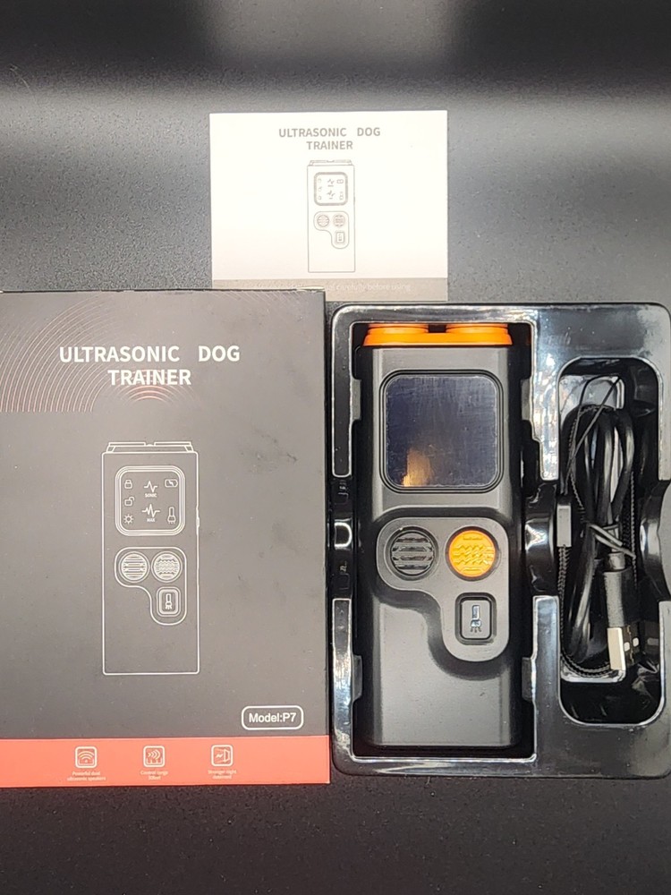 Ultrasonic Dog Bark Deterrent Device, 2 Modes, Flashlight, 30 Ft Range, New