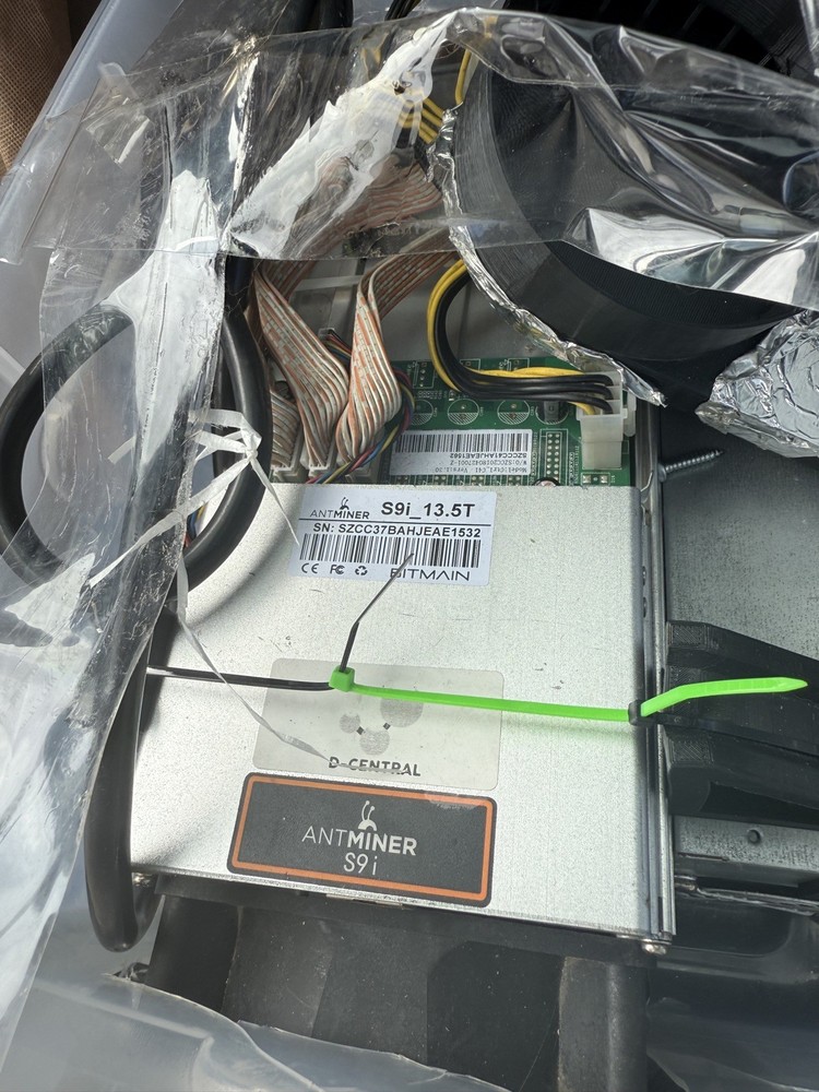 Bitmain Antminer S9 (13.5Th) Miner BTC