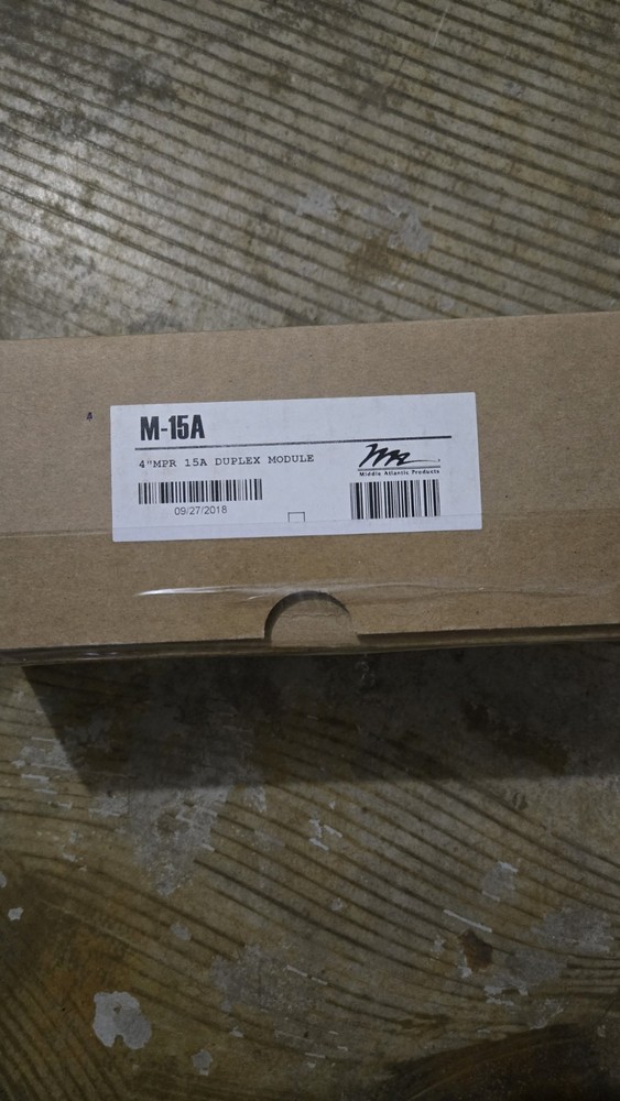 MIDDLE ATLANTIC Products M-15A 4" MPR 15A Duplex Module