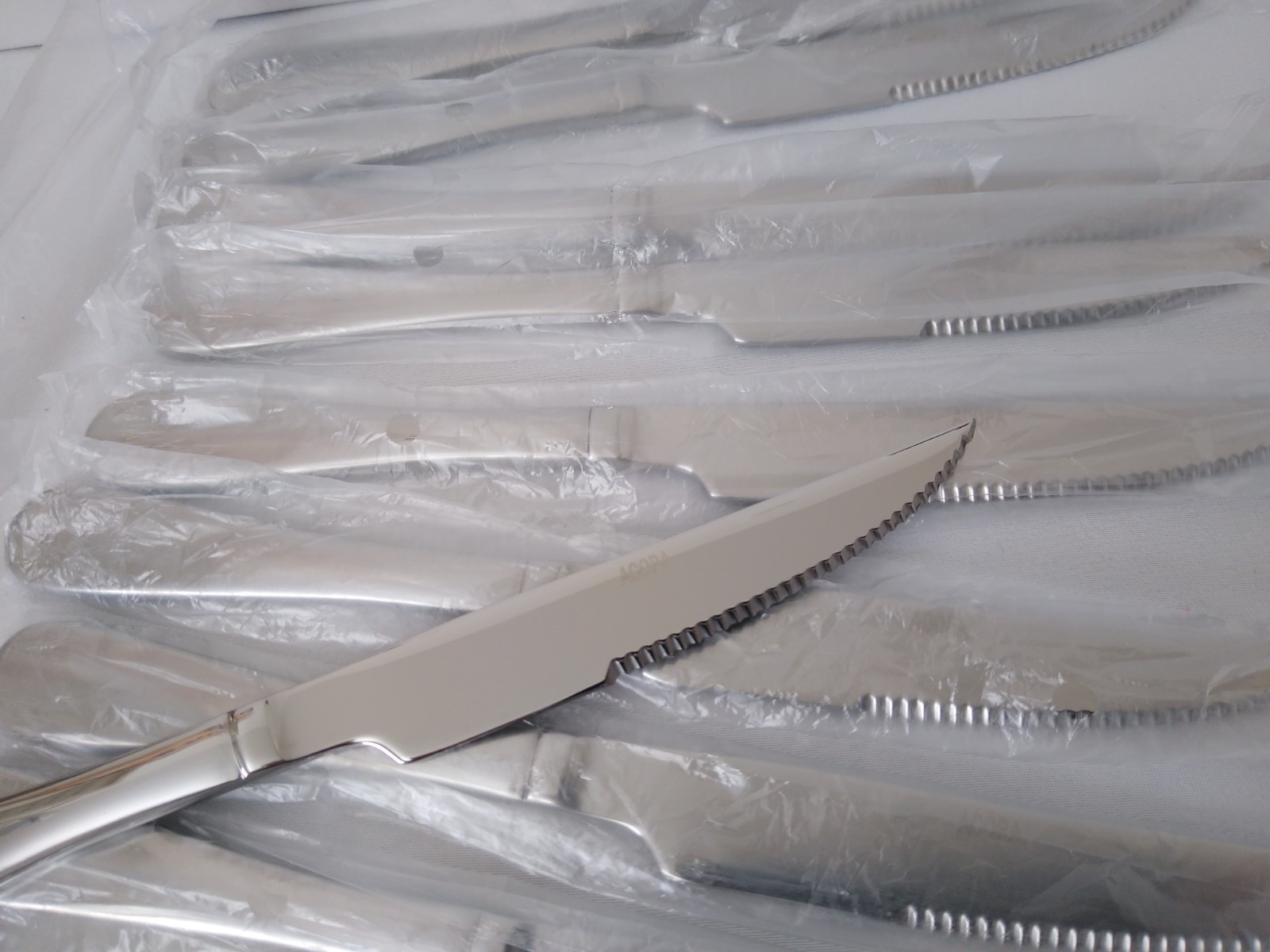 Acopa 18/0 Stainless Steel 9" Steak Knife 12 Pack Benson / Brigitte Flatware