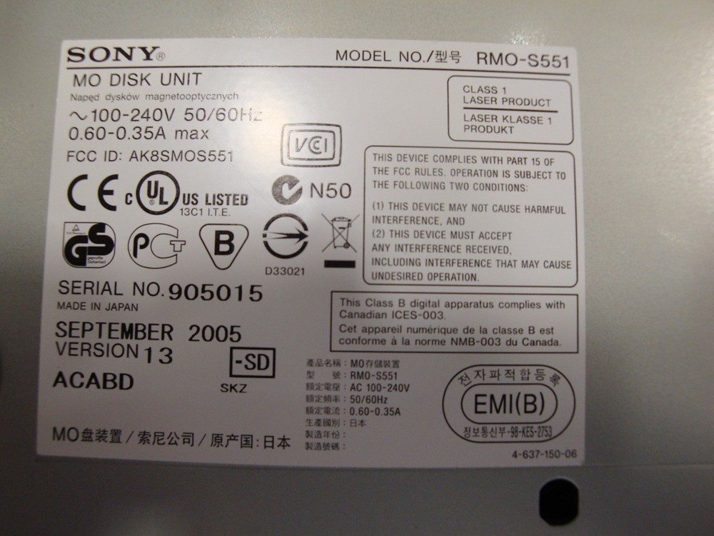 Sony RMO-S551SD External SCSI MO Drive 5.2GB