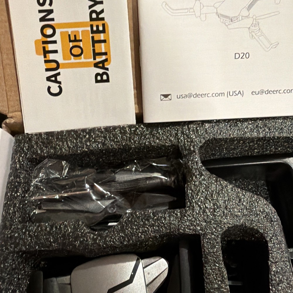 DEERC D20 HD Camera Drone Silver 360 Flip 3 Speed Foldable gesture control new
