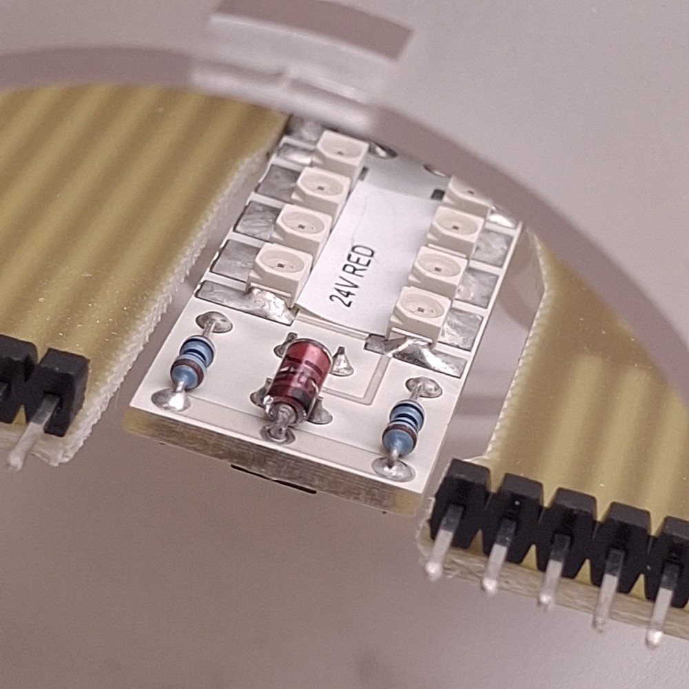 Cutler-Hammer E26B2V2 LED Tower Stacklight, Red, Incandescent, 24VDC Lamp