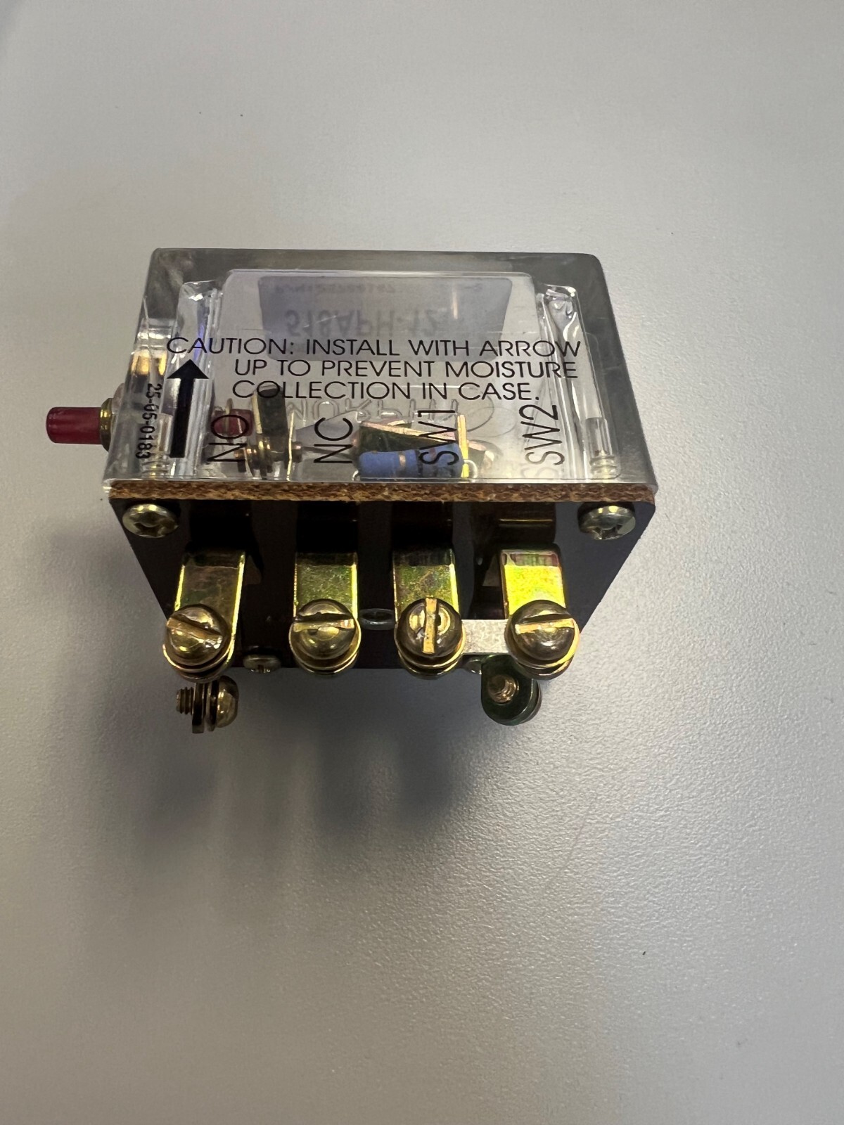 NEW 518APH-12 25700147 MURPHY 12 Volt Tattletale SWITCH