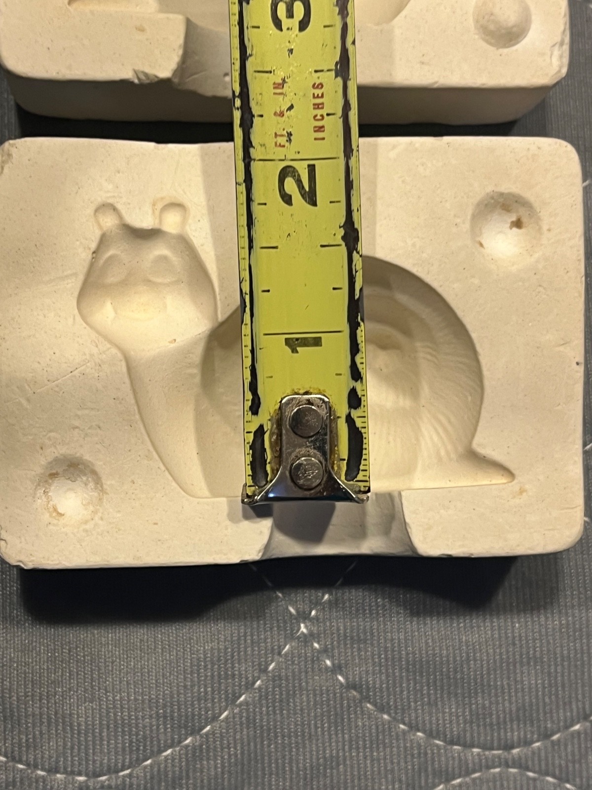 Duncan TM-16 Ceramic Slip Mold Miniature Snail Figurine Vintage Pottery 1975