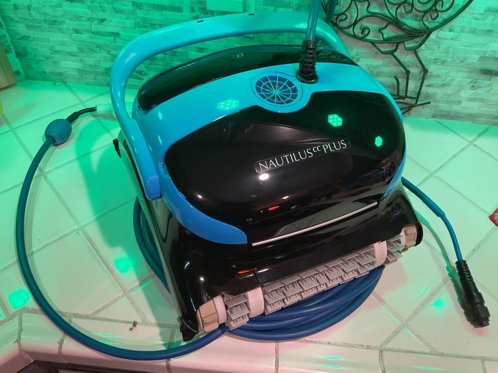 Dolphin Nautilus CC Plus Robotic Pool Vacuum Pool Cleaner Pool Sweep…