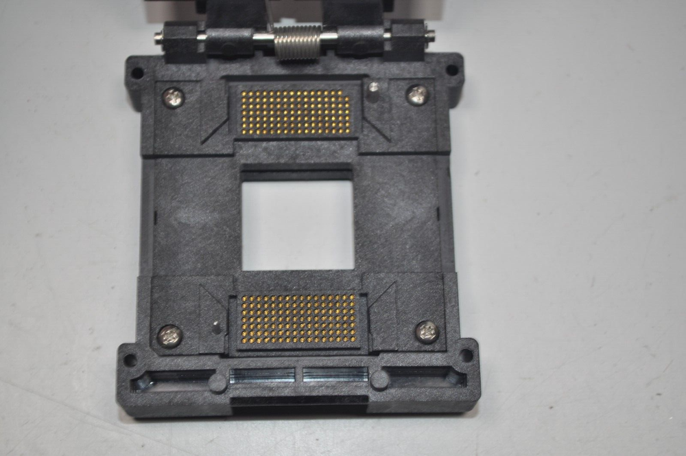 Unmarked Burn-In IC Test Socket 223 Pin Position