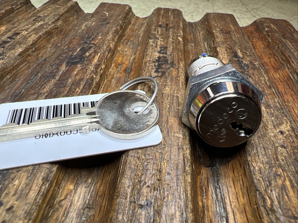 Medeco Key Switch Momentary (Spring Return), Single Pole w/ 1 Key Locksport