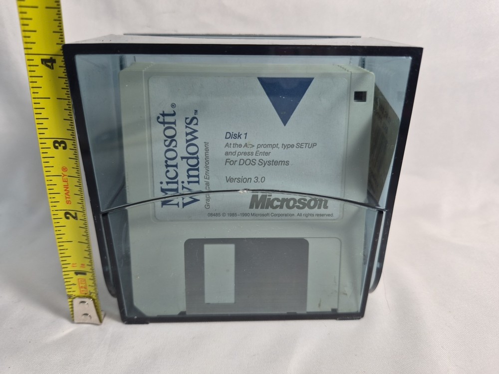 MICROSOFT WINDOWS White 3.5" DISKS SOFTWARE SETUP DISKS 1-7 VERSION DOS 3.0-1985