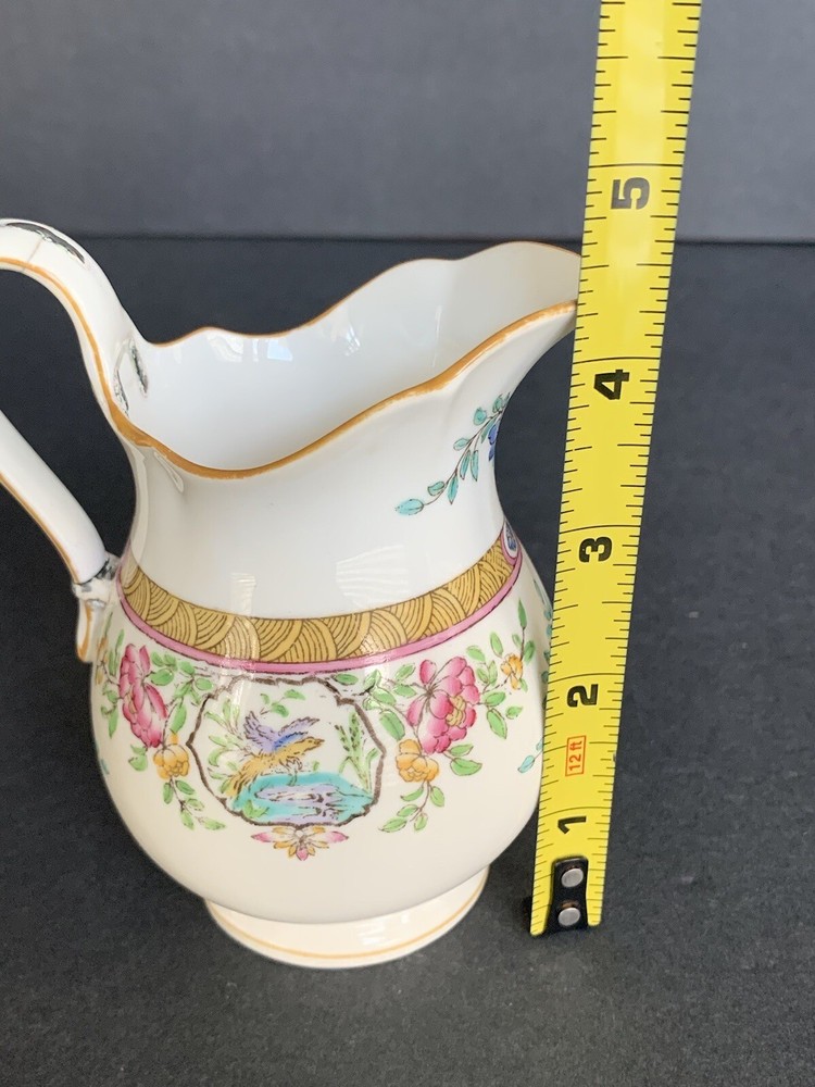 Mintons Small pitcher pheasant