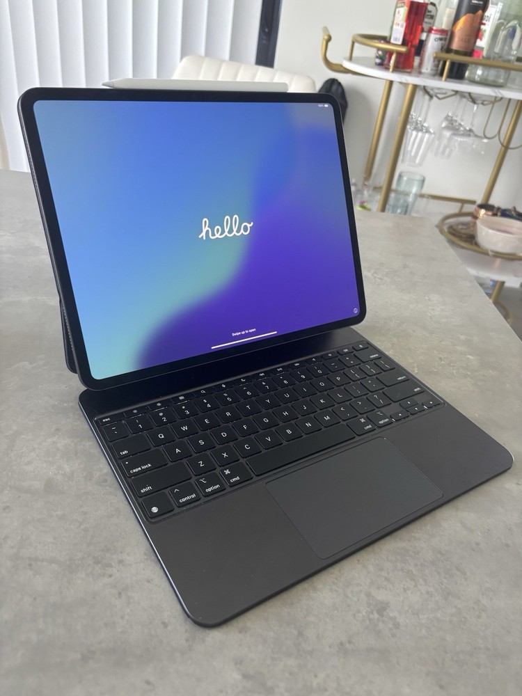 Apple iPad Pro Tablet Black with Magic Keyboard & Apple Pencil pro