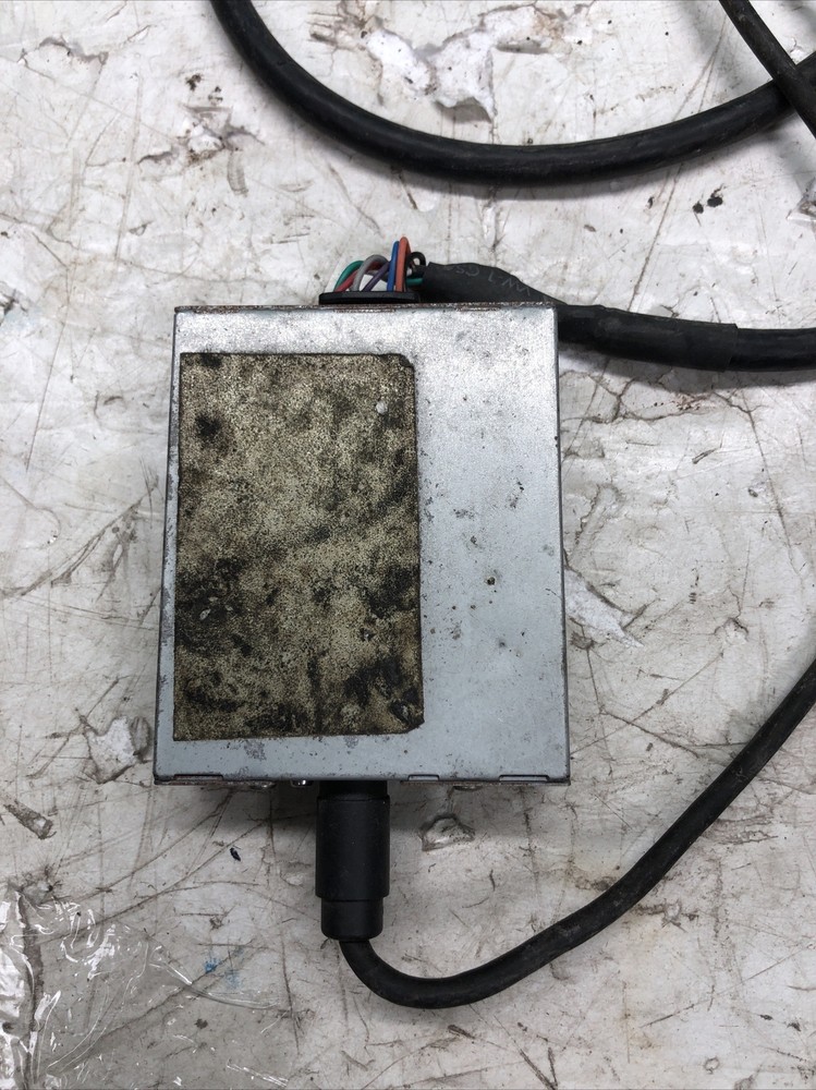 2009-2010 Mazda 6 IPod Interface Adapter Unit Control Module OEM