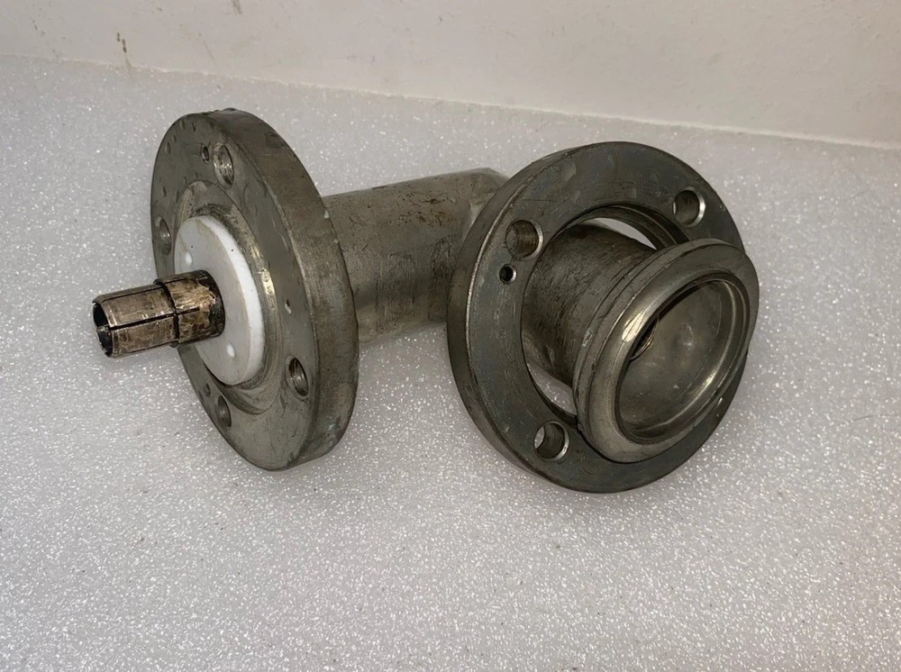 COAXIAL ADAPTER 1-5/8TB 1-5/8 EIA 90' Curved Elbow