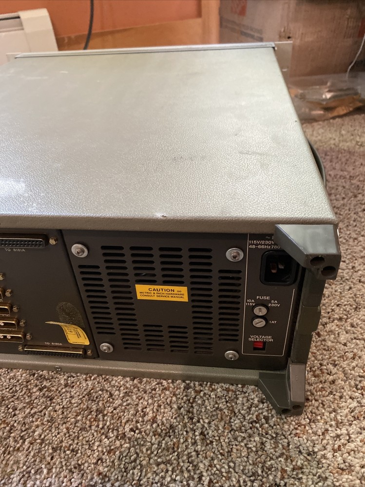 HP 8181A Data Generator Extender with Option 4x001