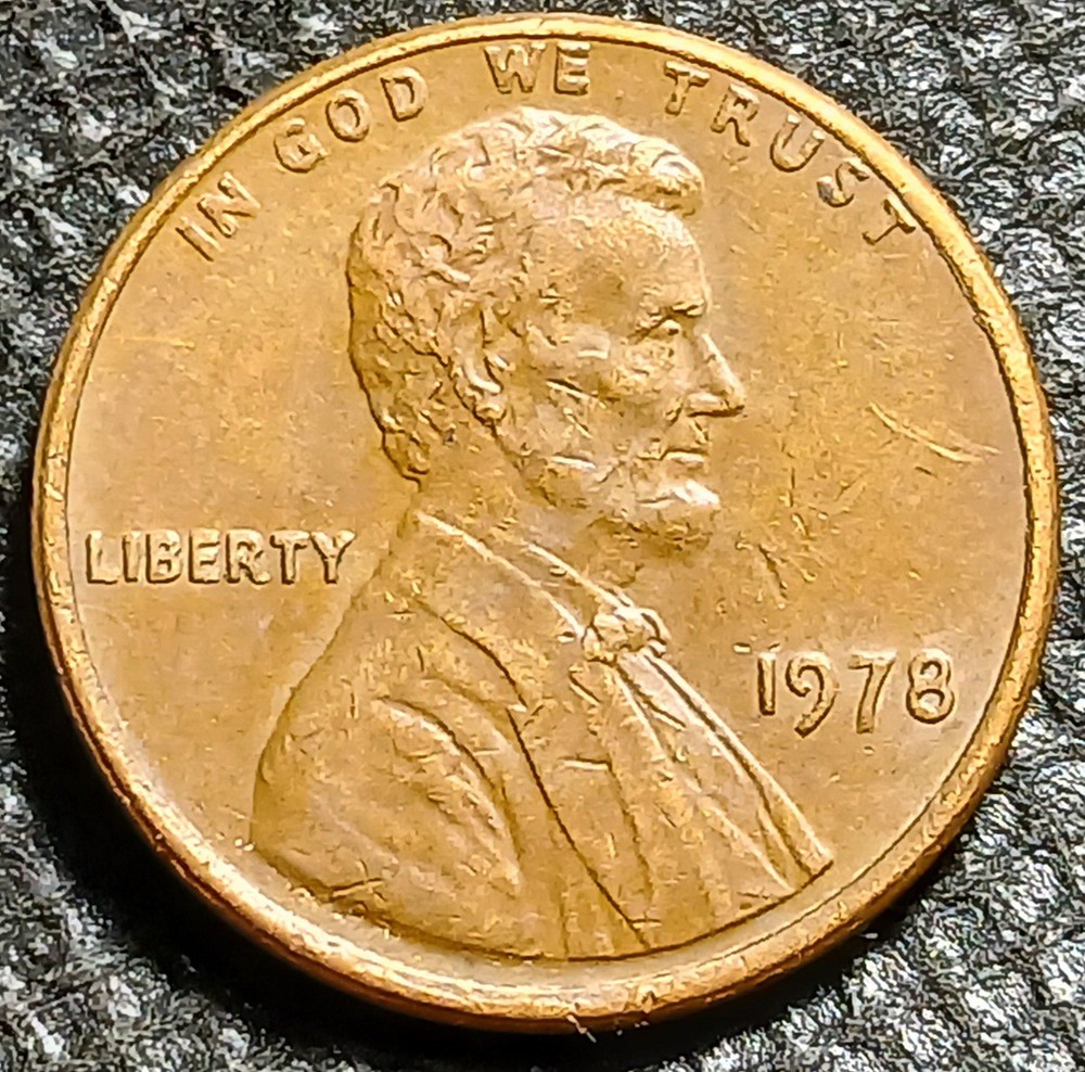 1978 Lincoln Memorial Cent With Multiple Strike Throughs On Reverse Mint Error