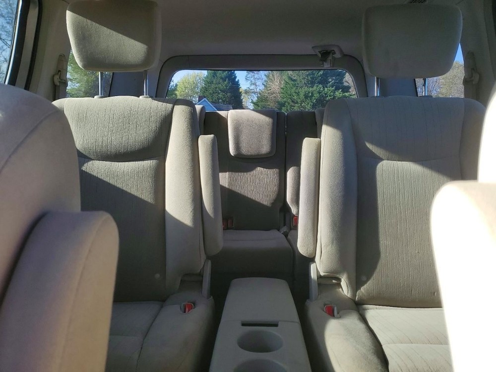 QUEST 2016 Glove Box 5034368