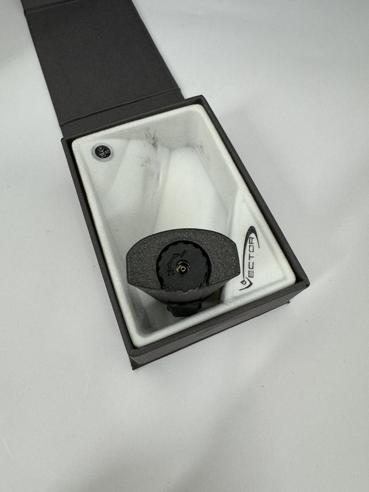 Vector Legend Dual Jet Torch Cigar Lighter - Gray Crackle - New