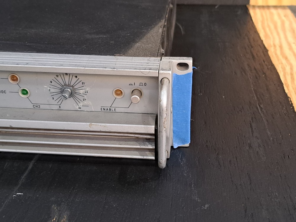 Crown Macro-Tech 2400 2-Channel Power Amplifier