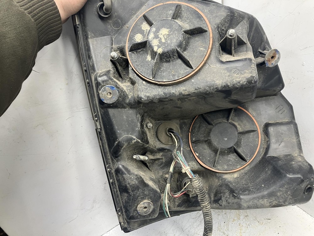 2003-2018 Volvo VNL Left/Driver Headlamp - Used
