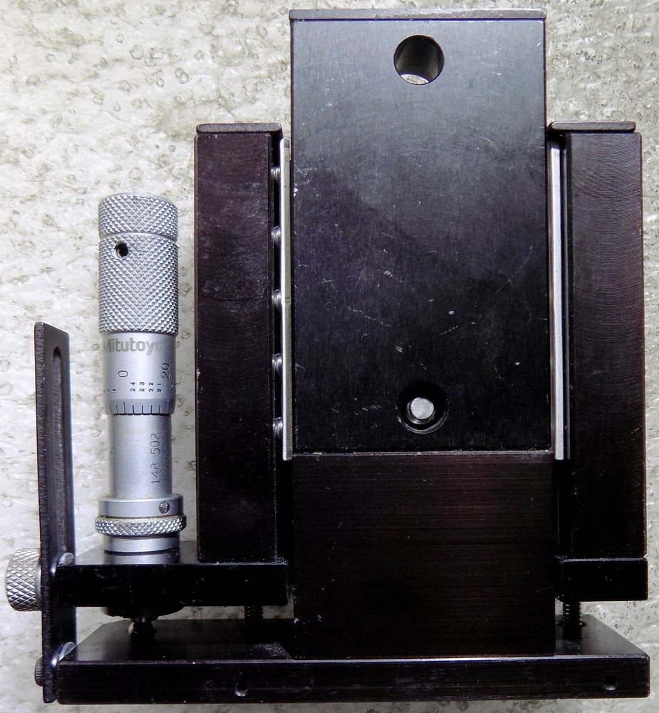 Parker Daedal Division Positioning System Model 4554M + Mitutoyo micrometer head