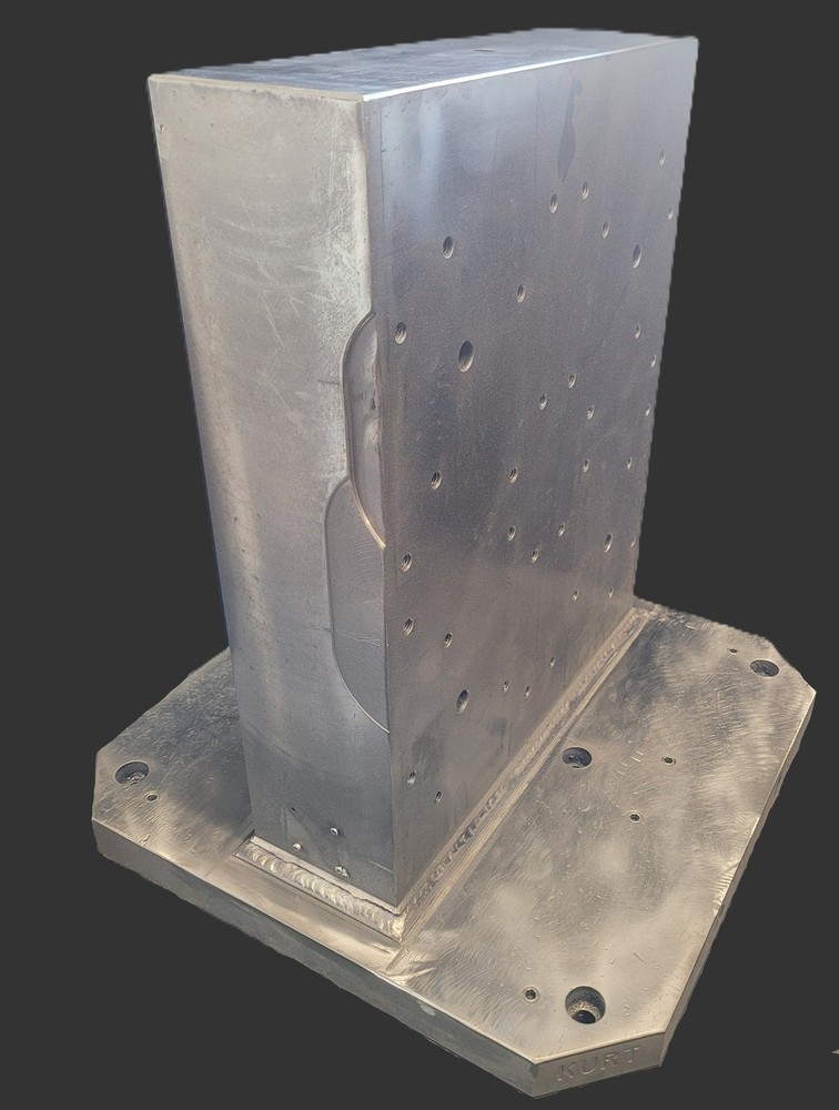 Kurt 400mm 2 face Machining tombstone
