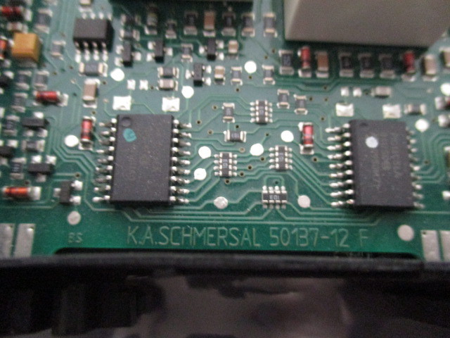 K.A. Schmersal 50137-12 Switch Assembly, 423318