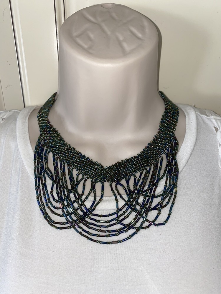 Seed Bead Peacock Colors Beautiful EUC Necklace