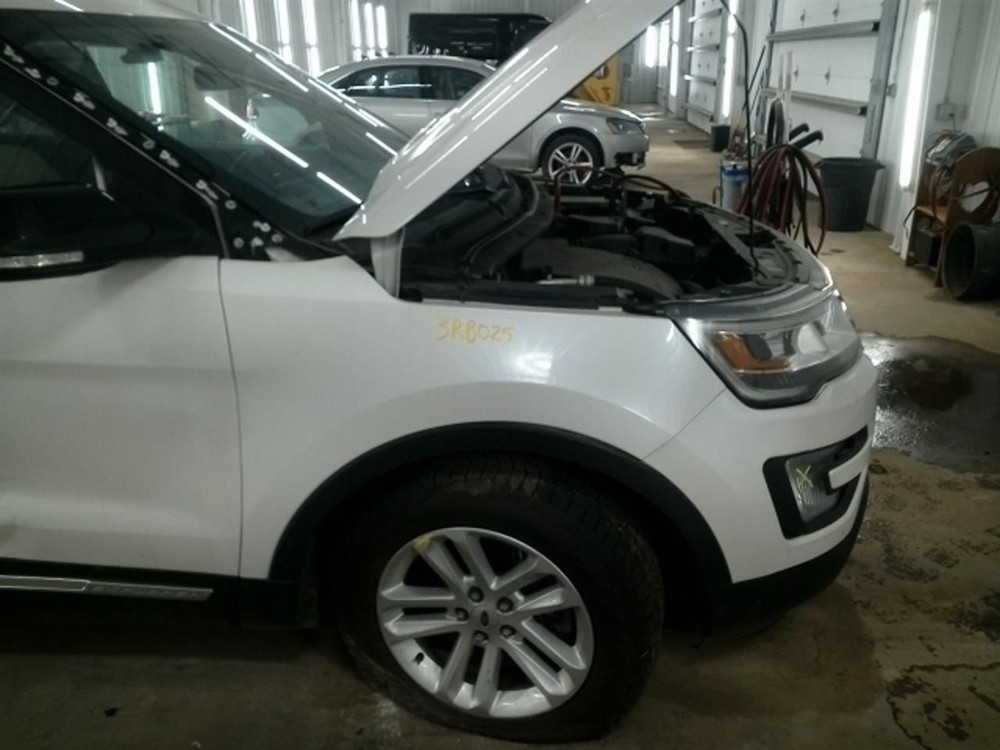 EXPLORER 2017 Keys/Latches/Locks 104805565