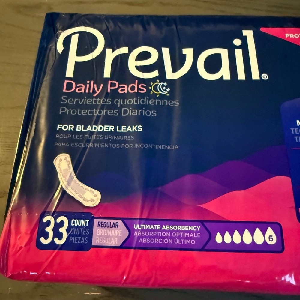 Prevail Daily Pads 33 Count Regular Absorbency – Packaging Damaged