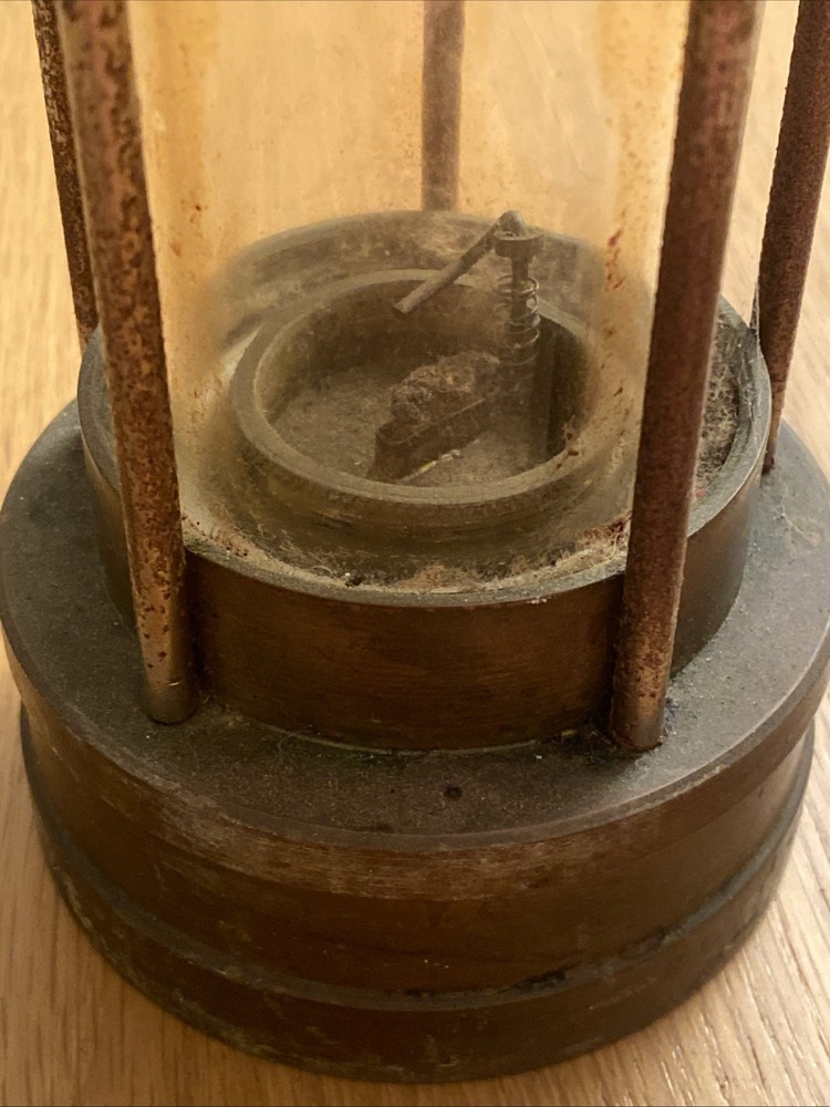 Miners Lamp E Thomas & Williams Ltd - Makers Aberdare - Cambrian Type No - Blank