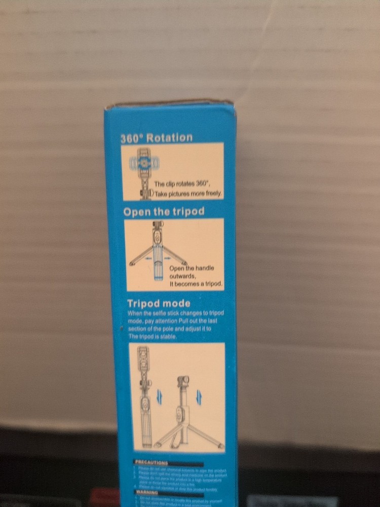 STAND LIVE BROADCAST Bluetooth Remote Control Foldable Tripod/Selfie Stick