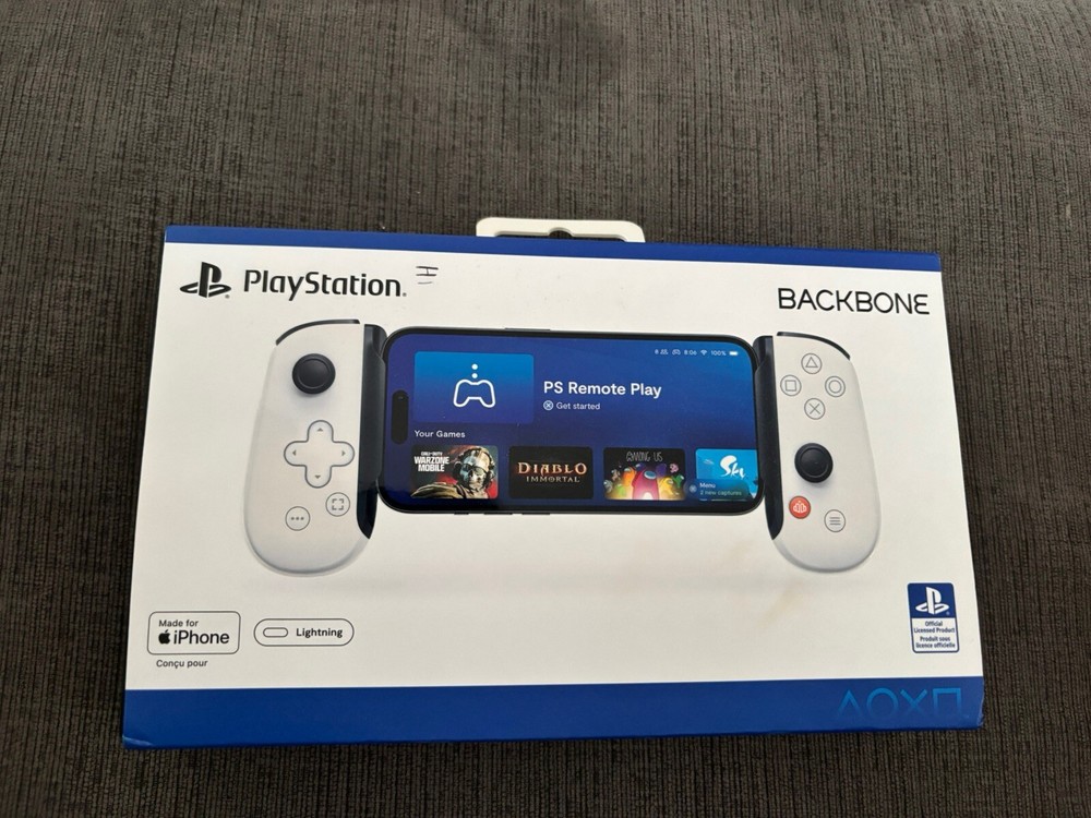 BACKBONE - PlayStation / Made For iPhone W/ Lightning Controller  Barely Used