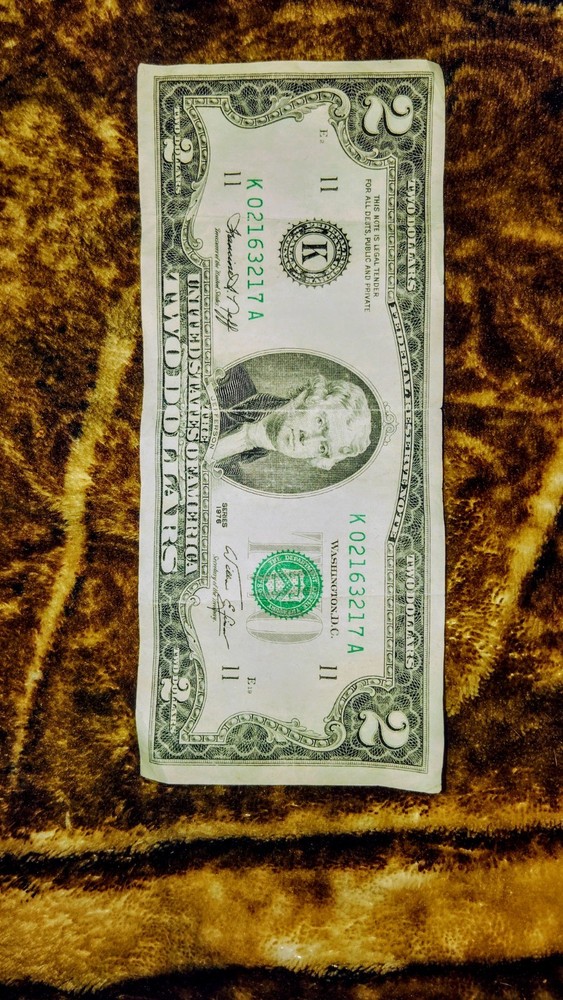 Rare $2 Bill, 1976 K Series, Error Print borders (misalignment)