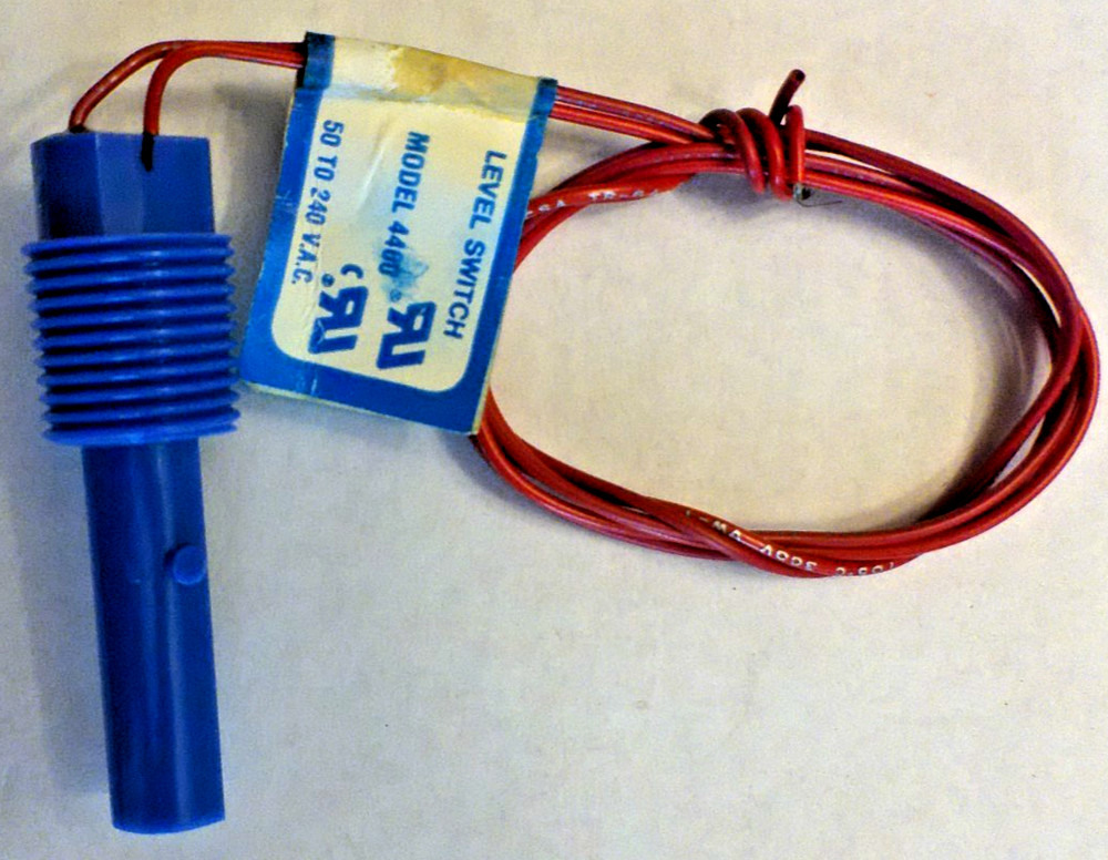 Thomas Products Model 4400 Liquid Level Switch 50-240Vac No Float