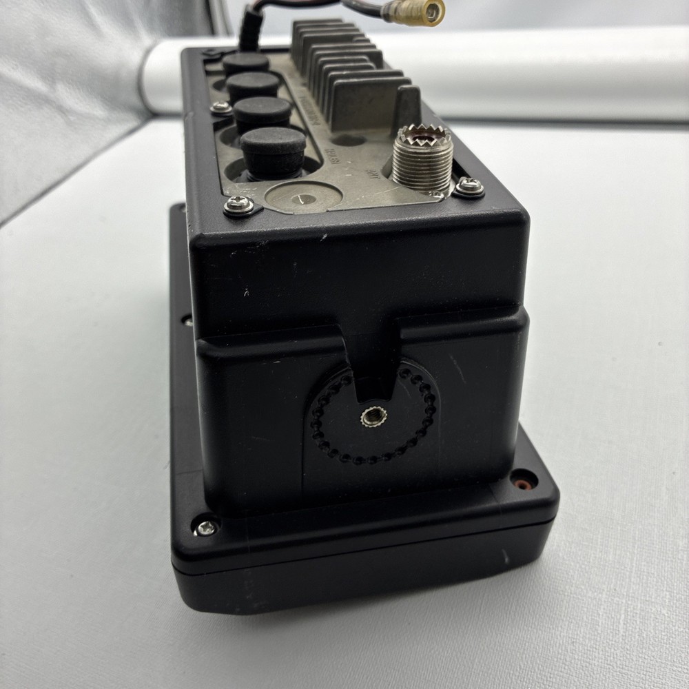 I-COM IC-M602 DCS VHF Marine Radio Untested