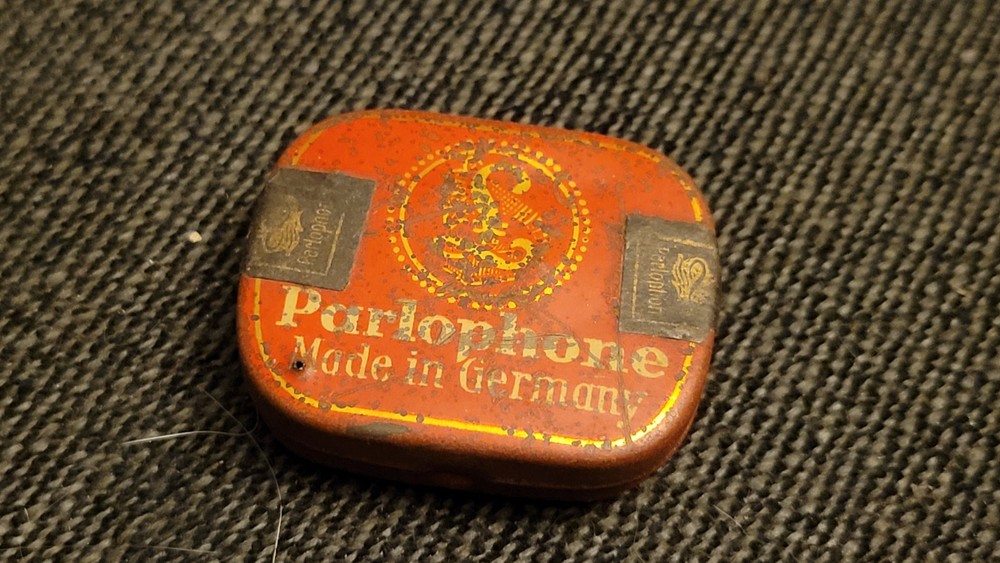 Gramophone phonograph needle Tin Parlophone German