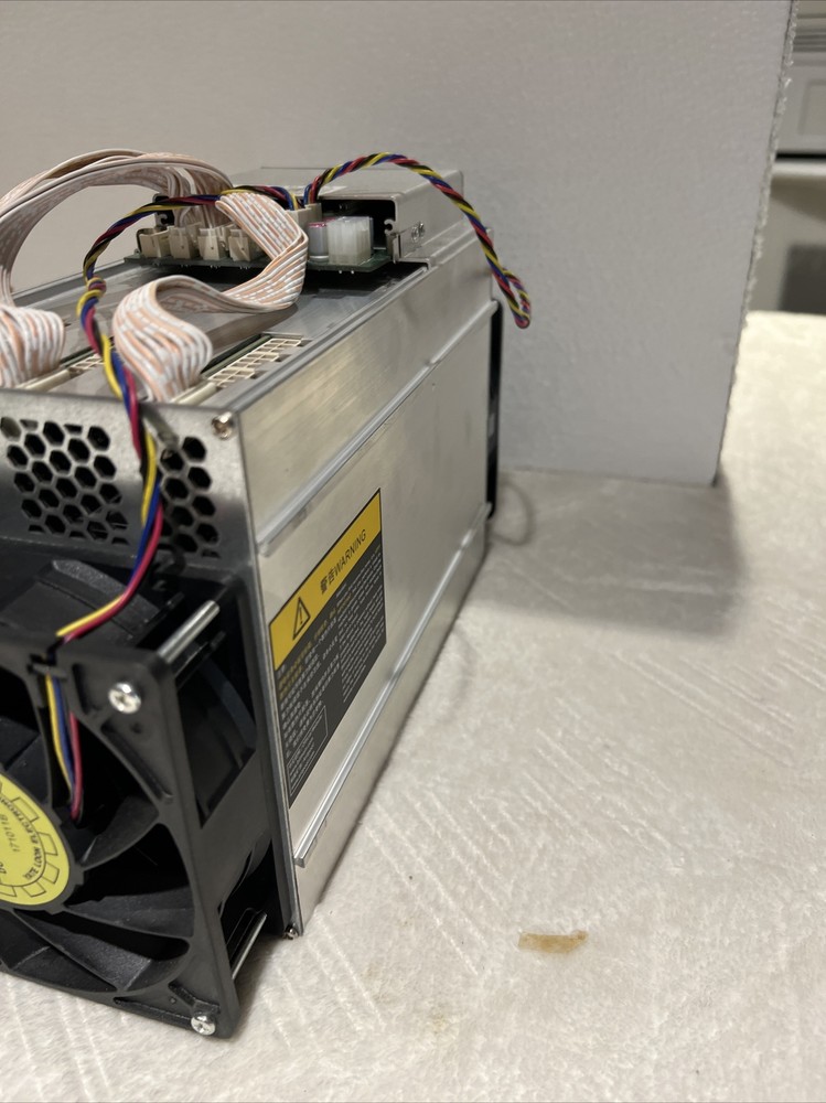 Bitmain Antminer D3 19.3Gh Mining X11 Algorithm (USA Seller) (Lightly Used)
