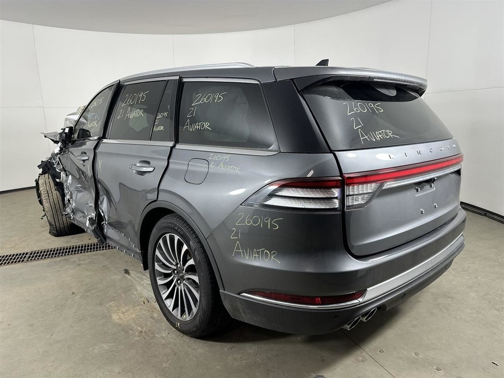 Camera/Projector Camera Windshield Mounted Fits 20-24 AVIATOR 2845073