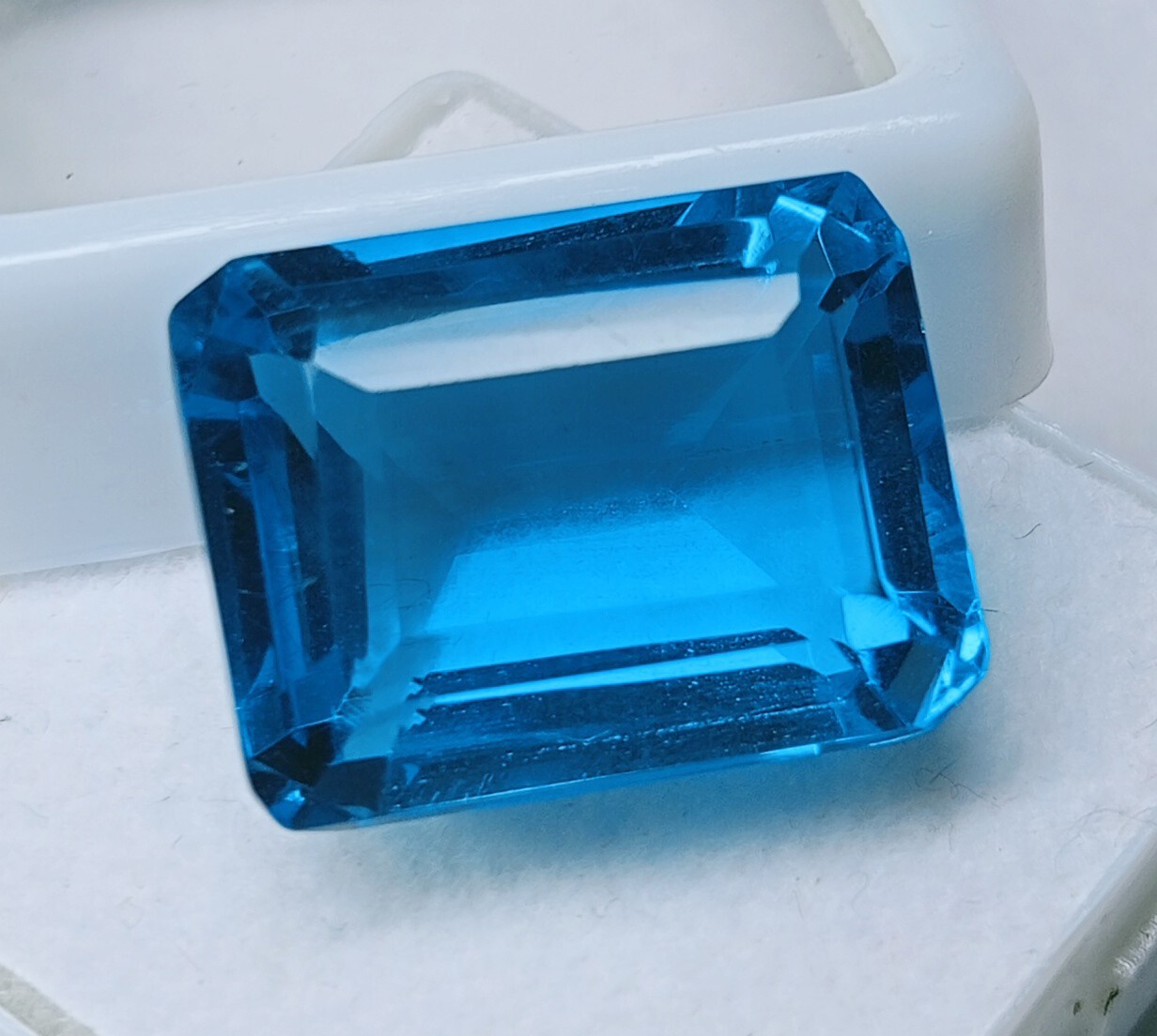 EGL Certified Natural London Blue Topaz 16.80 Ct Emerald Cut Loose Gemstone AAA