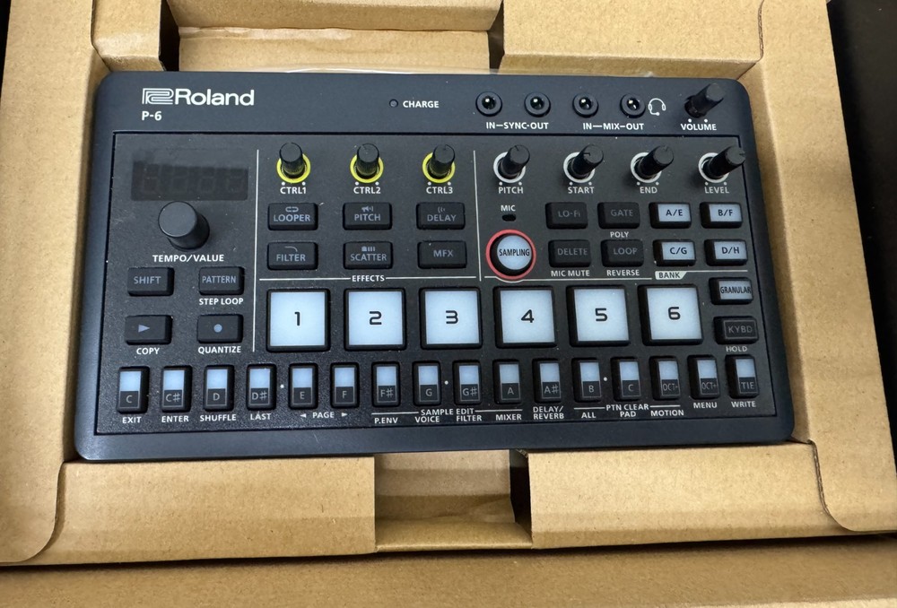 Roland P-6 AIRA Compact Creative Sampler - Used