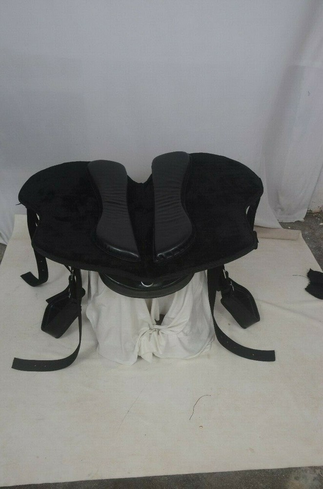 Treeless Synthetic Bareback Extra Panel Horse Tack Saddle .