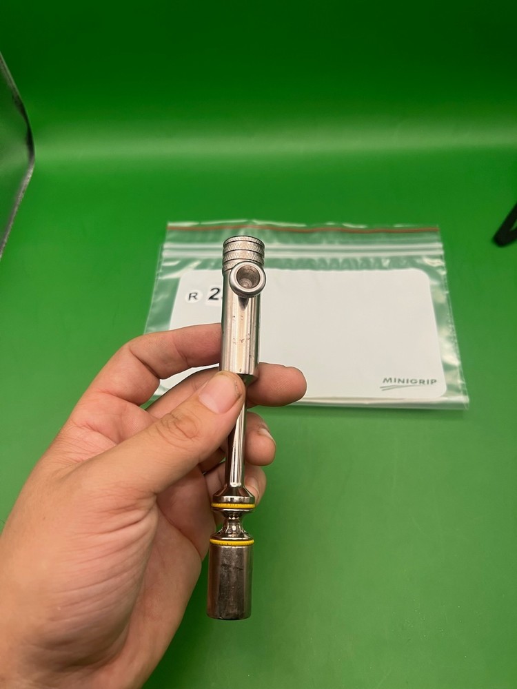 Autococker Bolt Silver