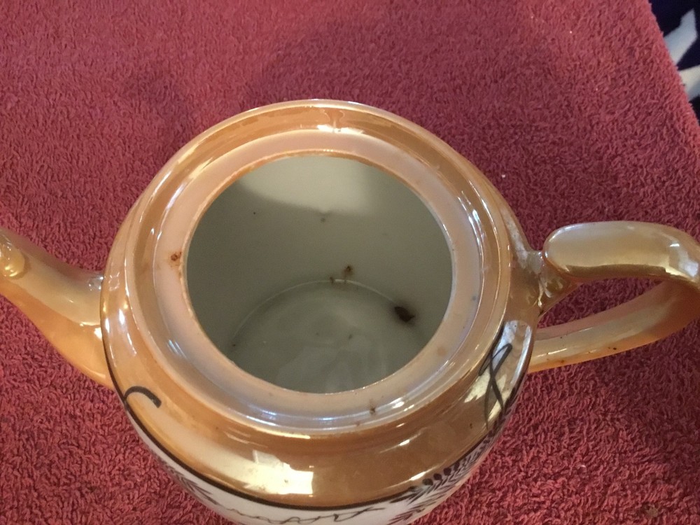 Perarlized Finsh Tea Pot