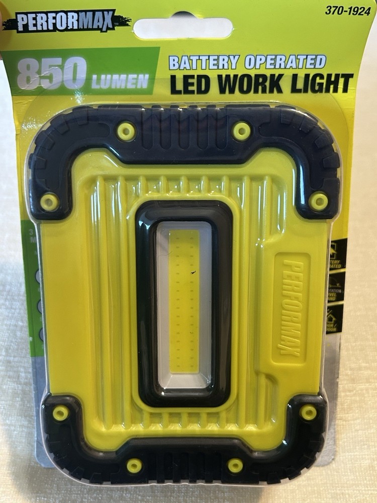Performax LED Work Light 850 Lumens Battery Powered