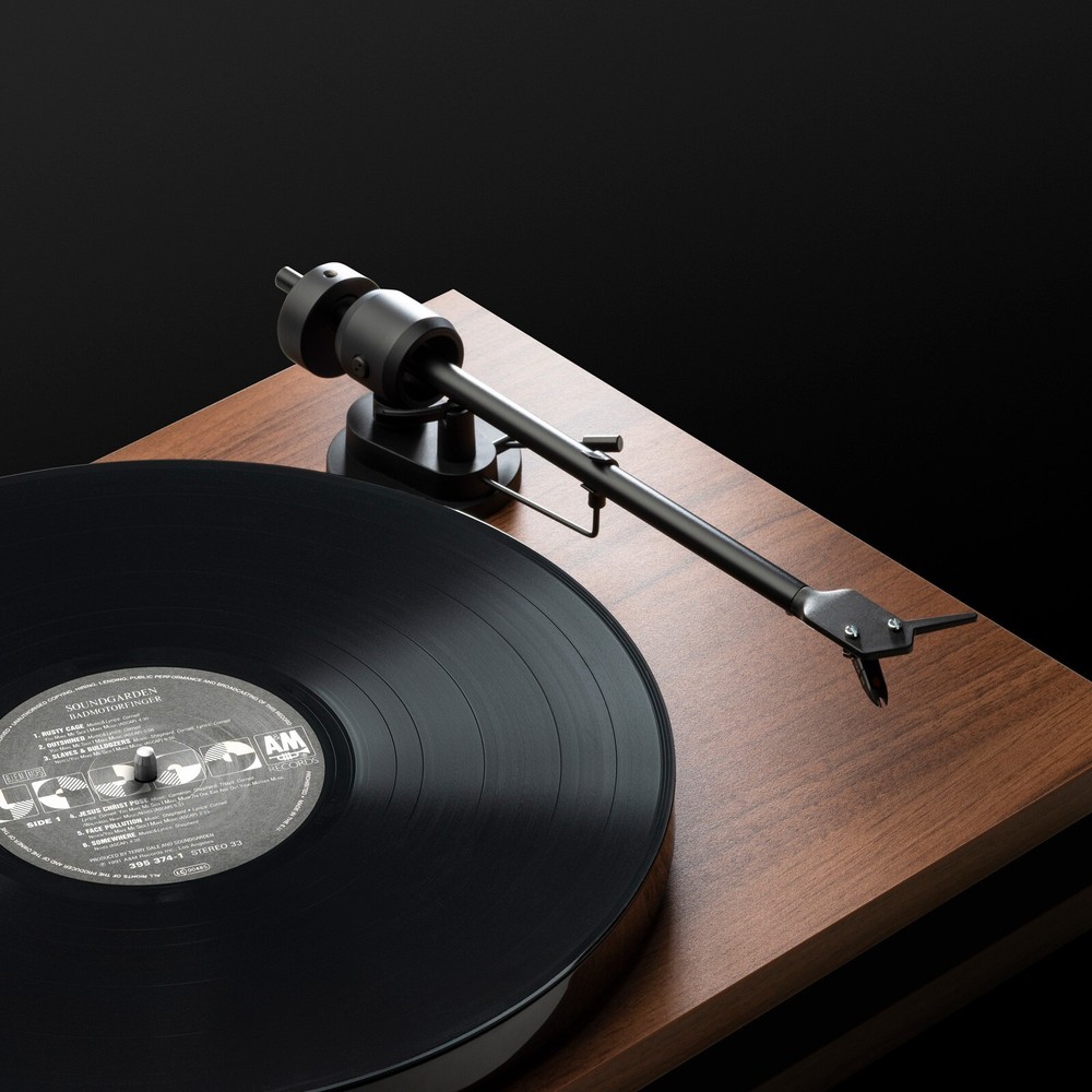 Pro-Ject E1 BT Plug & Play Bluetooth Record Player Turntable Satin Walnut (DEMO)