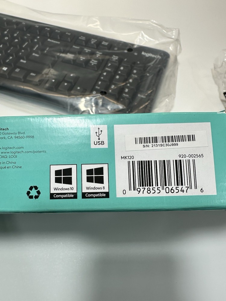 Logitech MK120 (920-002565) Wired Keyboard and Mouse Combo *NEW OPEN BOX