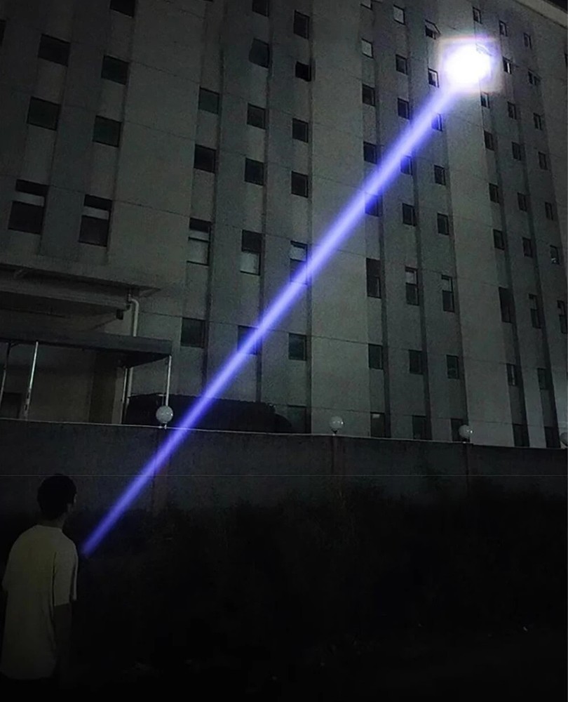 9000000LM High Power Rechargeable Led Flashlight Lighting Tactical Torch Lantern