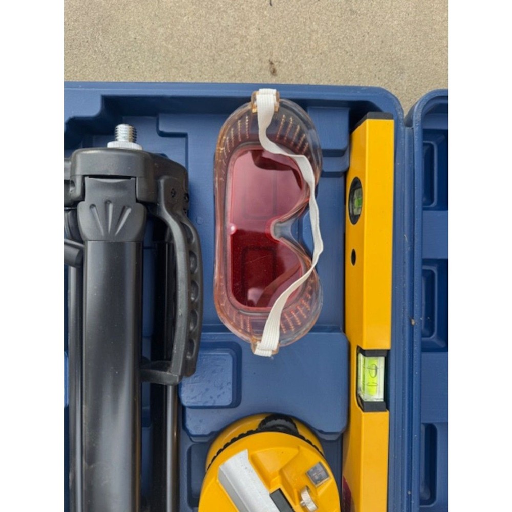 Tool Shop Professional Multi-Beam Laser Level Kit 16"